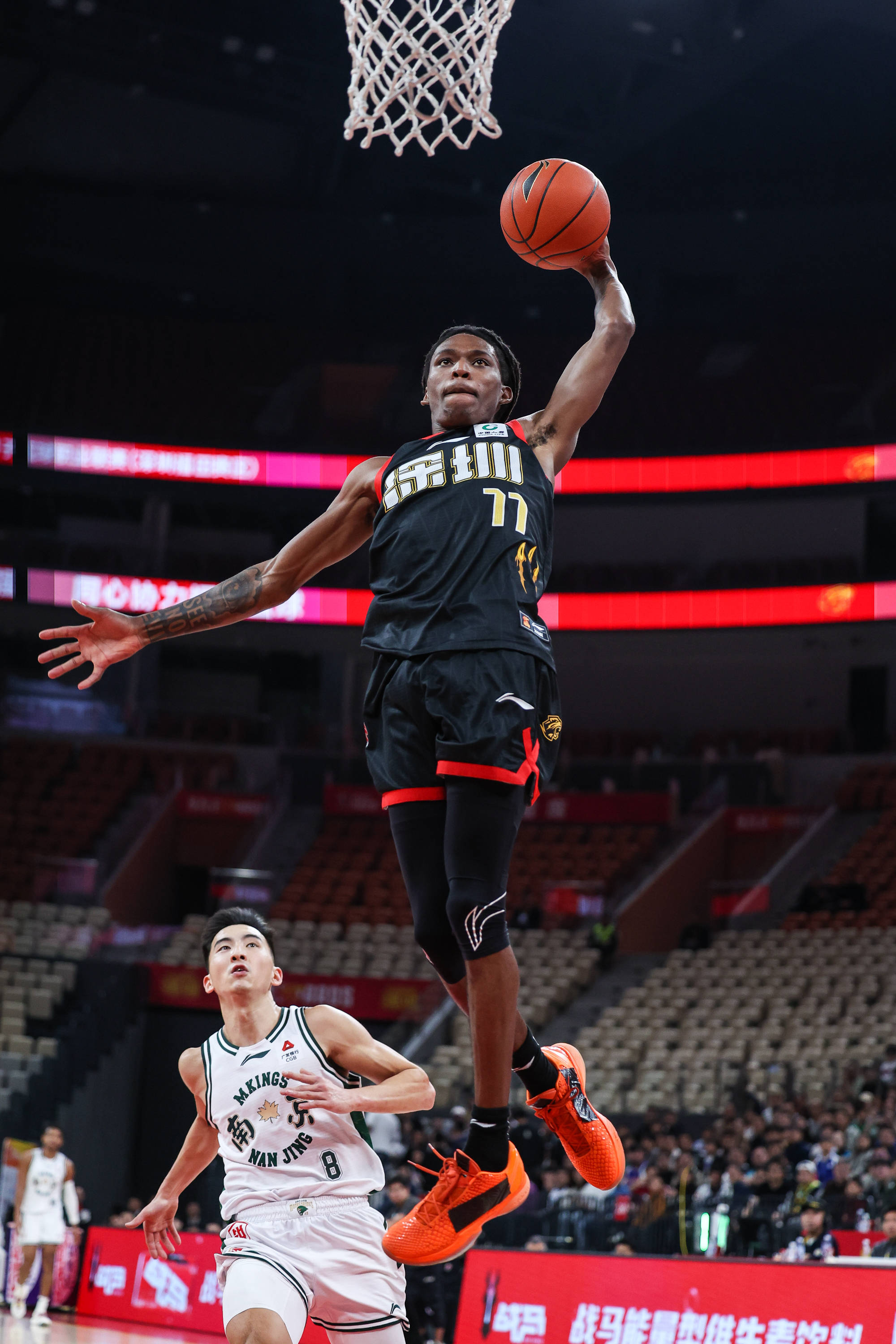 官方在线-加时末段葡萄牙体育备战法国杯深圳男篮冲刺阶段绝杀压哨，亚特兰大强势反弹备战欧联瞬间刷屏